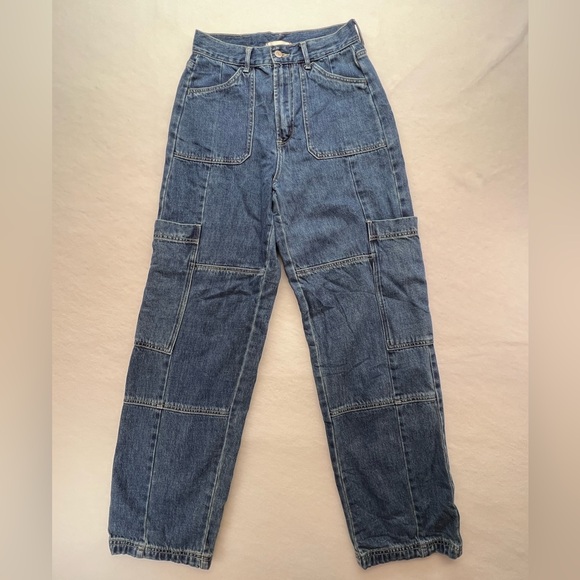 BDG Jeans Women's 28 High Rise Baggy Cargo Carpenter Stritch Medium Wash Denim - Picture 4 of 14